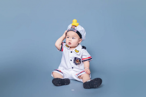 雅安宝宝老摇头怎么回事